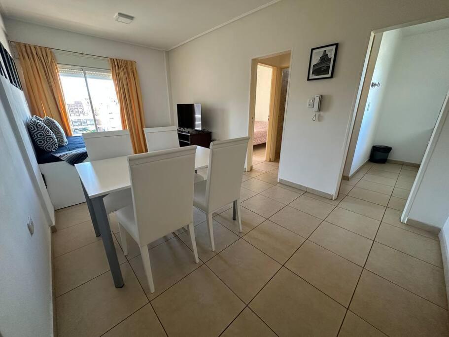 Calido Y Centrico Departamento 3 Opcional Cochera Apartment *