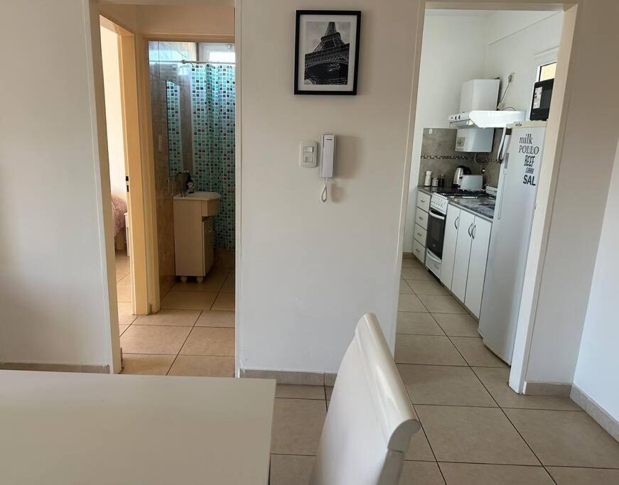 Calido Y Centrico Departamento 3 Opcional Cochera Bahia Blanca